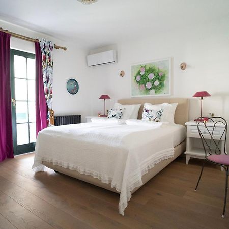 Nomad Rooms Mostar Buitenkant foto