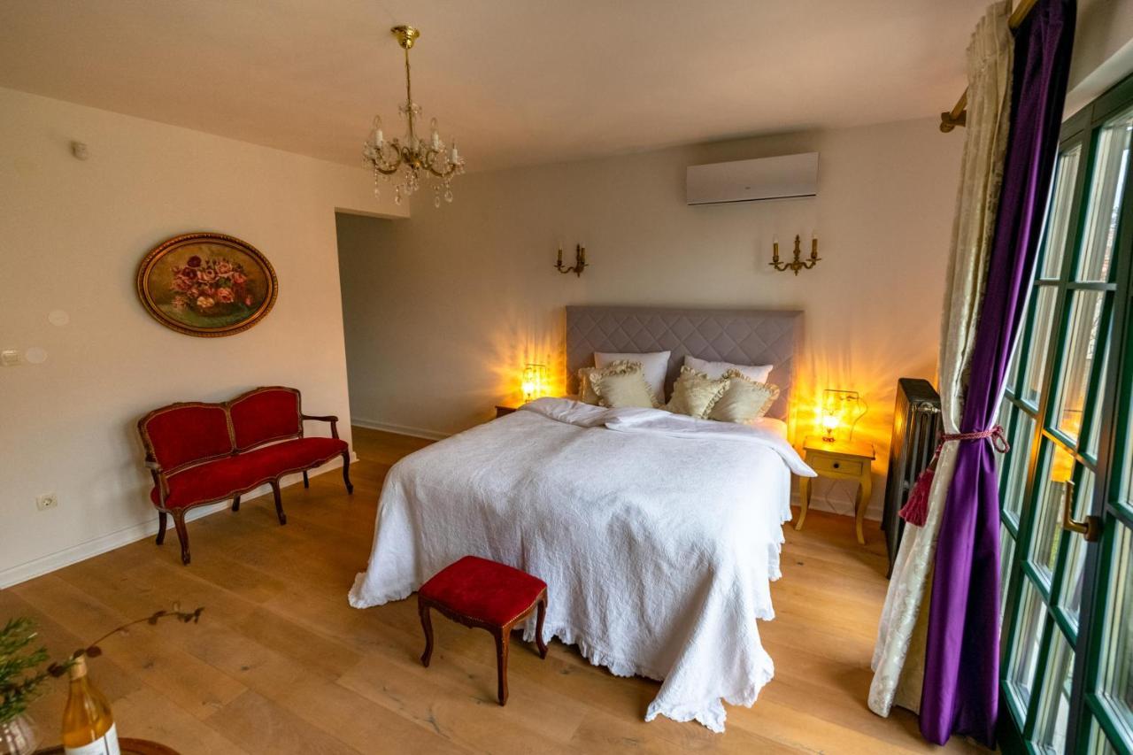 Nomad Rooms Mostar Buitenkant foto