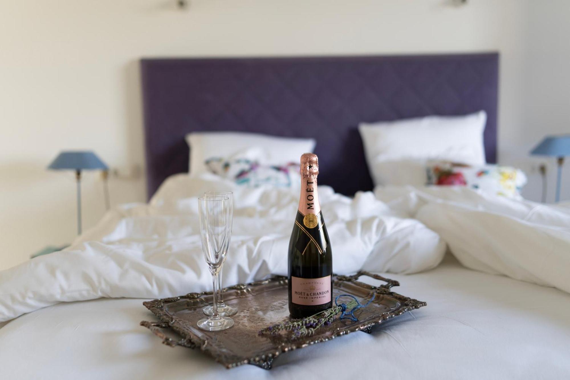Nomad Rooms Mostar Buitenkant foto