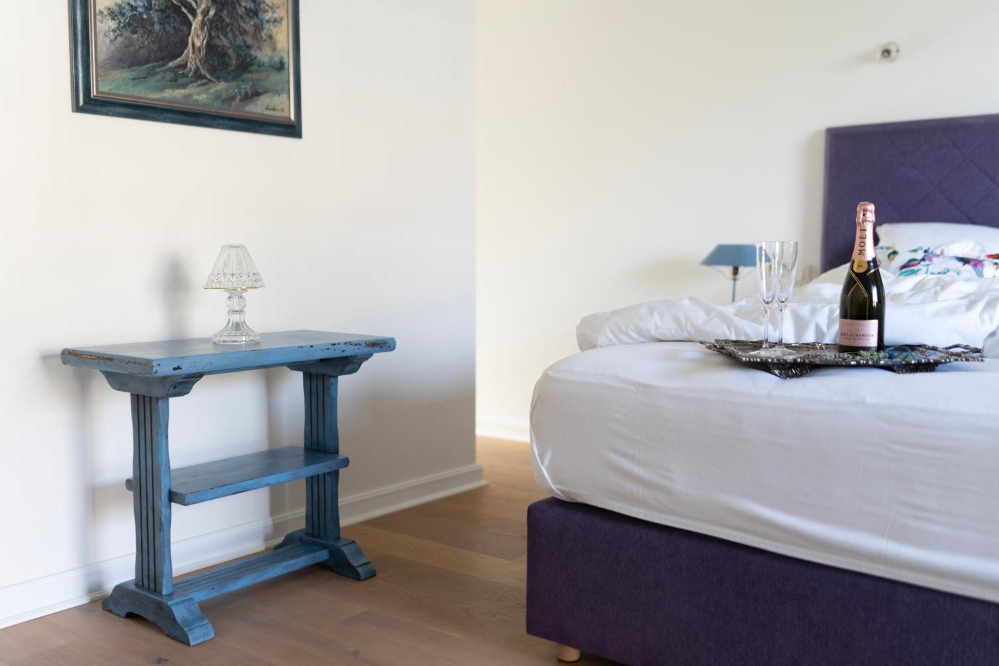 Nomad Rooms Mostar Buitenkant foto